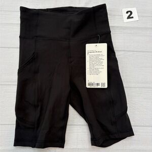 Lululemon Women's invigorate Shorts - Black